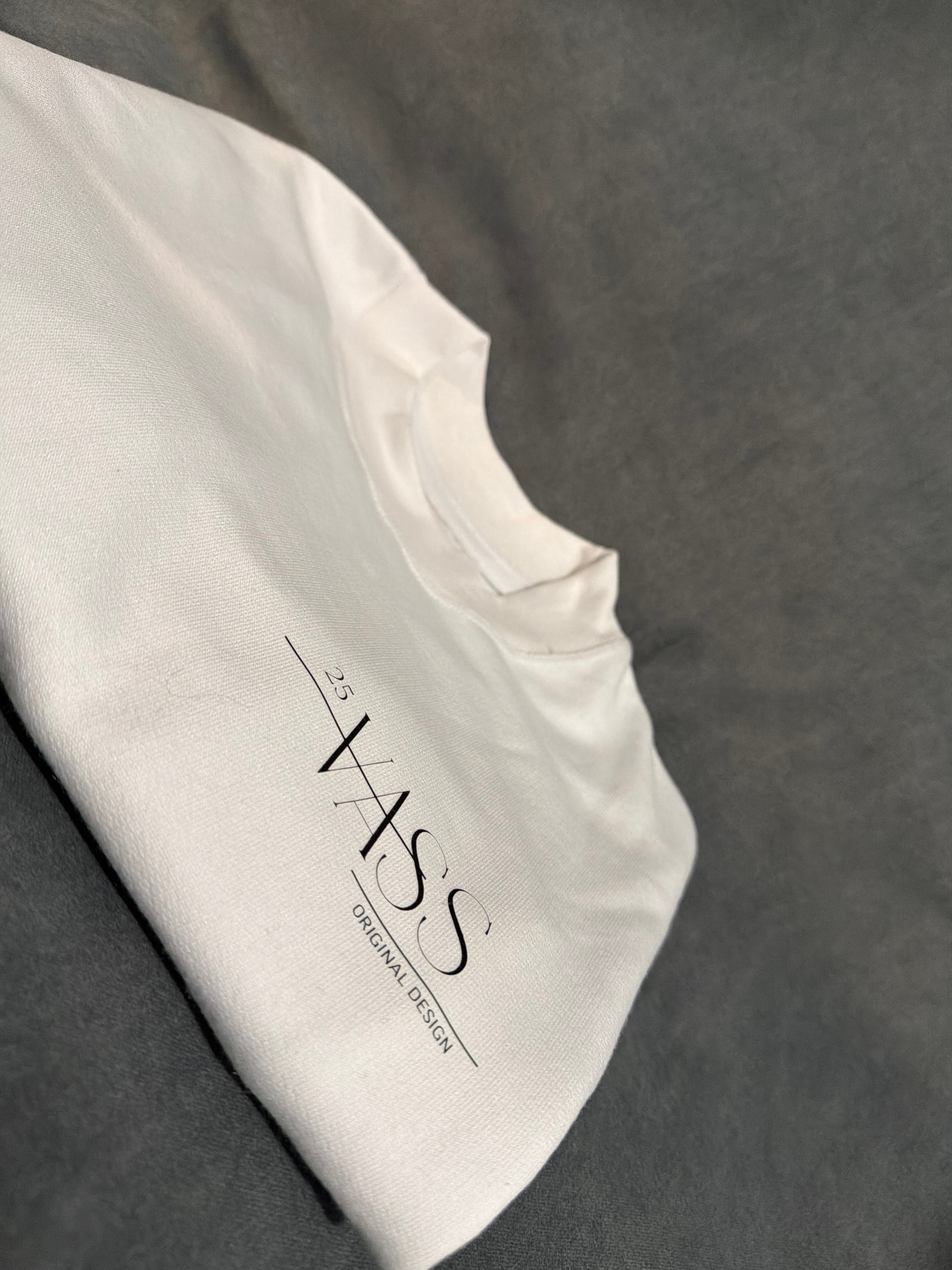 VASS ORIGINAL - Premium White Oversize T-Shirt