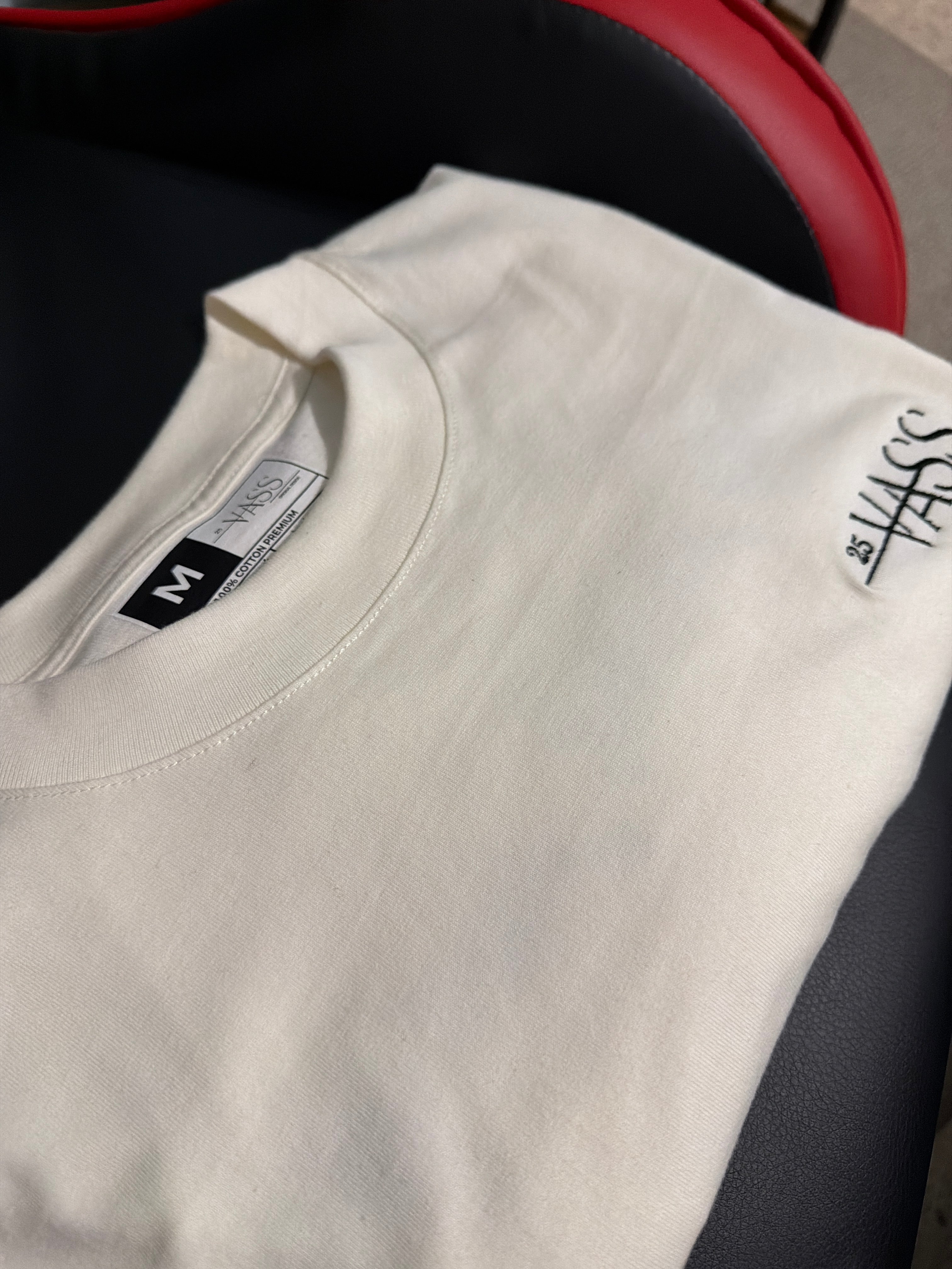 VASS ORIGINAL - Playera Boxy Fit Bordada Premium