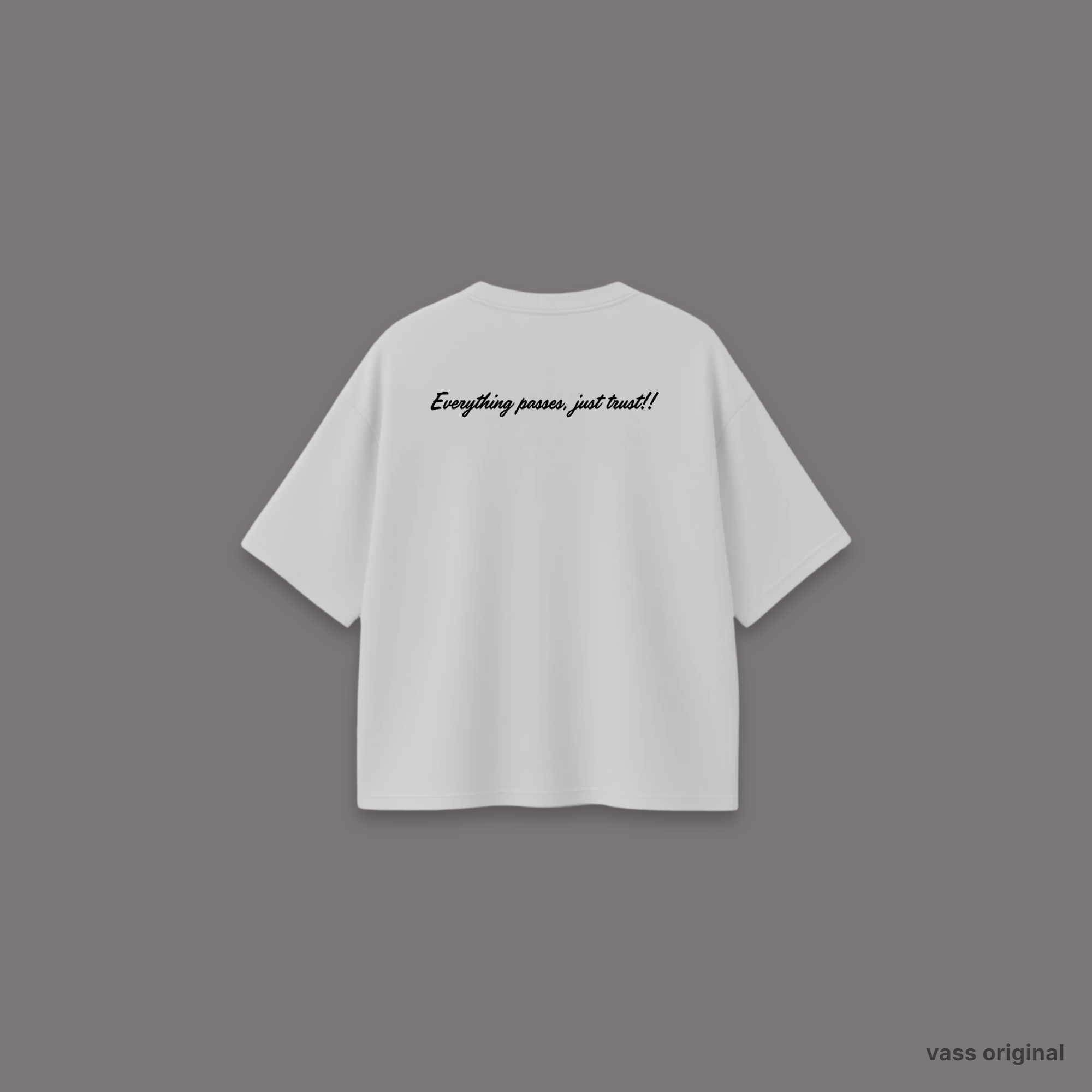VASS ORIGINAL - White Oversize T-Shirt